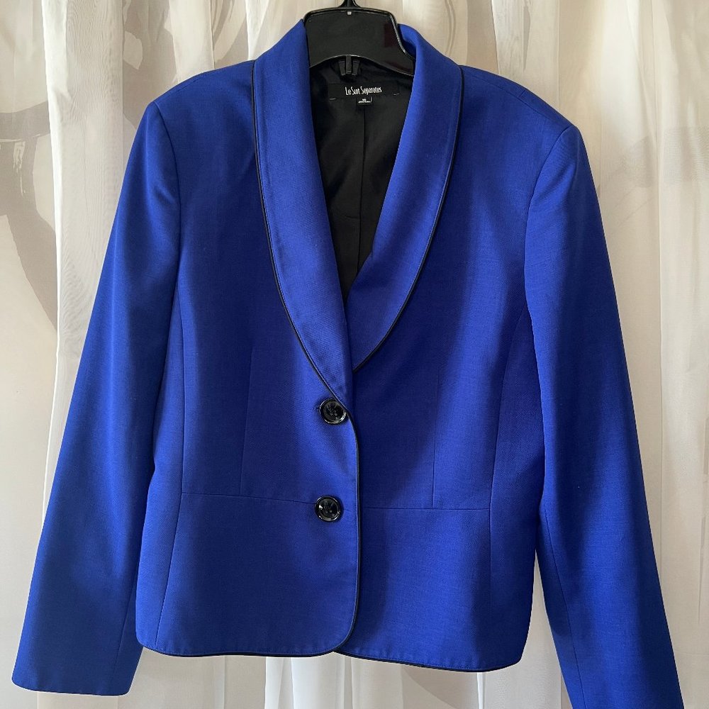 Le Suit Separates Two Button Fully Lined Blazer